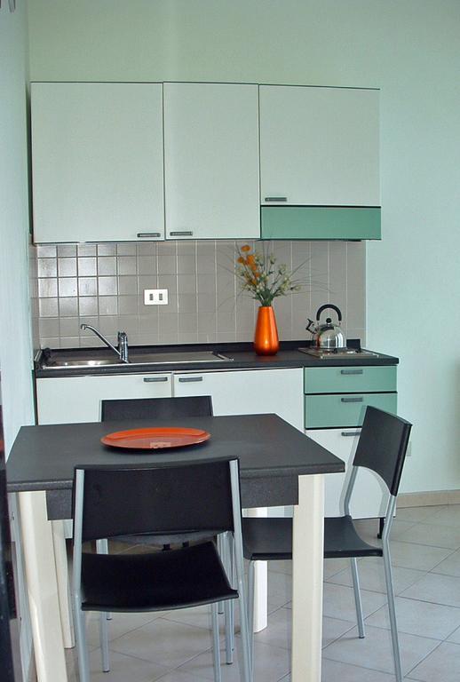 Residence Tre Ponti แวร์บาเนีย ภายนอก รูปภาพ